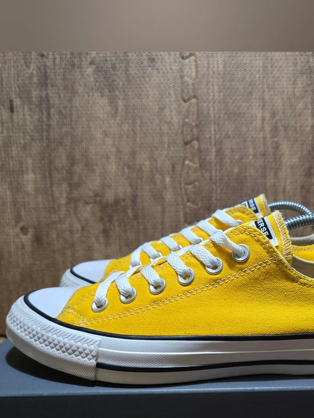 Converse Sneakers Womens 7.5 Yellow All Star Low Top Shoes 130129F Mens 5.5